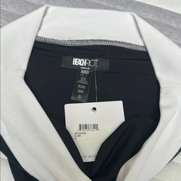 Beach Riot Black and White Bikini - Picture 6 of 7